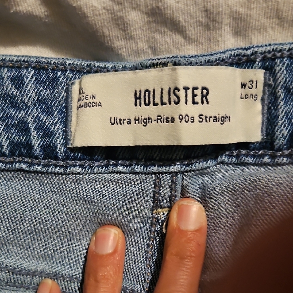 Hollister Light Blue High-Rise Jeans